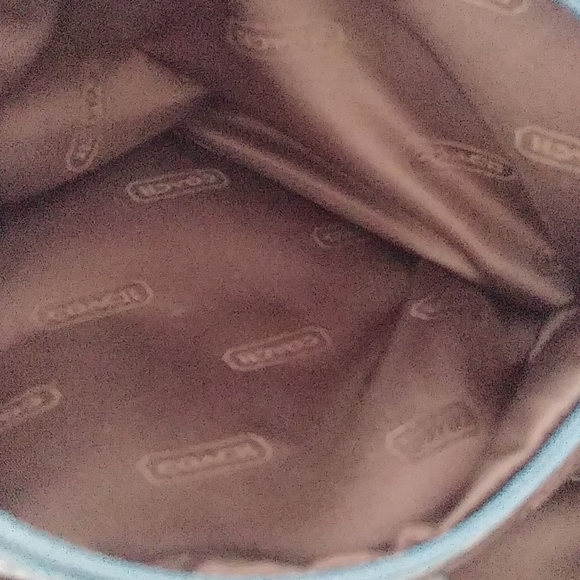 Coach - Picture 7 of 11